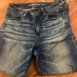 American Eagle Hi Rise Jegging Crop!